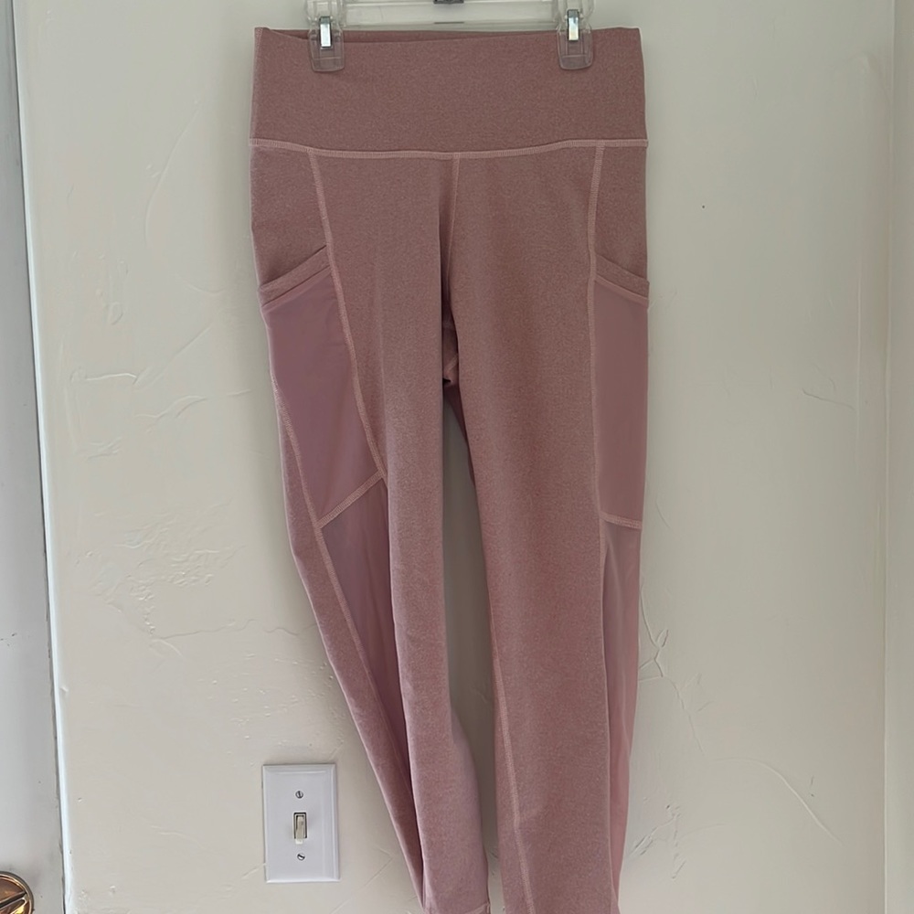 Side pocket Pink Fabletics Leggings